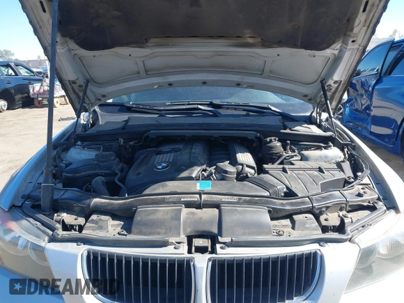 2007 BMW 3 Series 328i with VIN WBAVC53537FZ80538, listed as a IAAI auction lot 42675956 with 235,056 mi miles and . Bid and sale history available at DreamBid. Image 10.