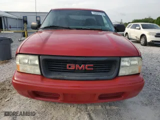 2002 GMC Sonoma SLS with VIN 1GTCS195828118247, listed as a Copart auction lot 53692135 with 198,055 mi miles and Clean Title. Bid and sale history available at carsss.com. Image 5.