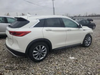 2020 Infiniti QX50 Essential with VIN 3PCAJ5M34LF115600, listed as a Copart auction lot 78370384 with 39,246 mi miles and Non Repairable. Bid and sale history available at DreamBid. Image 3.