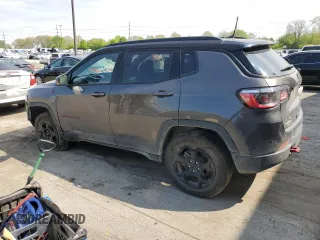 2023 Jeep Compass Trailhawk z VIN 3C4NJDDN6PT555547, wystawiony jako Copart lot #56288105 z przebiegiem 38 837 mil mil oraz Szkoda całkowita • Salvage title. Historia ofert i sprzedaży dostępna na DreamBid. Obrazek 2.