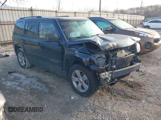 2016 Jeep Patriot Sport with VIN 1C4NJPBB5GD561310, listed as a IAAI auction lot 41502009 with 115,017 mi miles and . Bid and sale history available at carsss.com. Image 1.