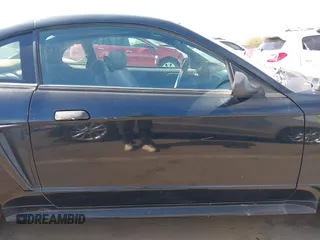 2001 Ford Mustang Standard with VIN 1FAFP40471F153561, listed as a IAAI auction lot 41650428 with 170,886 mi miles. Bid and sale history available at carsss.com. Image 13.