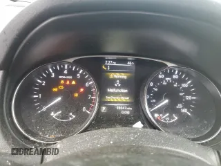 2016 Nissan Rogue SV z VIN 5N1AT2MV5GC842527, wystawiony jako Copart lot #51506105 z przebiegiem 98 047 mil mil oraz Szkoda całkowita • Salvage title. Historia ofert i sprzedaży dostępna na DreamBid. Obrazek 9.