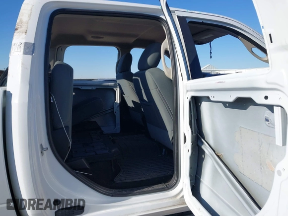 2014 Ram 2500 Big Horn with VIN 3C6UR5DL3EG309562, listed as a IAAI auction lot 41404875 with 120,347 mi miles. Bid and sale history available at carsss.com. Image 8.