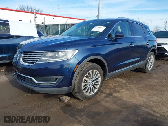 2017 Lincoln MKX Select with VIN 2LMPJ8KR9HBL25391, listed as a IAAI auction lot 41501001 with 101,696 mi miles. Bid and sale history available at carsss.com. Image 17.