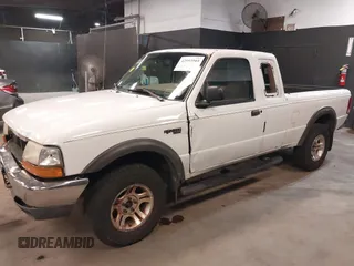 2000 Ford Ranger XLT с VIN 1FTZR15X3YTA63788, выставлен на аукционе IAAI как лот 42553944 с пробегом 143 754 миль миль и . История ставок и продаж доступна на DreamBid. Изображение 6.