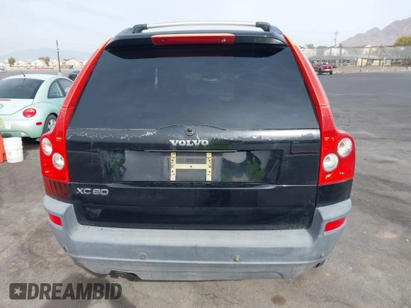 2005 Volvo XC90 with VIN YV1CY592X51182065, listed as a IAAI auction lot 41458913 with 174,171 mi miles. Bid and sale history available at carsss.com. Image 14.