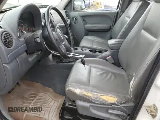 2005 Jeep Liberty Sport with VIN 1J4GL48505W583083, listed as a Copart auction lot 49700615 with 198,325 mi miles and Salvage Title. Bid and sale history available at carsss.com. Image 7.