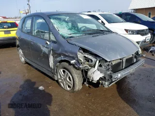 2007 Honda Fit Sport with VIN JHMGD37647S002930, listed as a IAAI auction lot 41604785 with 208,473 mi miles. Bid and sale history available at carsss.com. Image 1.