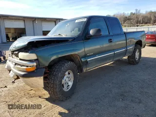 2001 Chevrolet Silverado 1500 LS with VIN 2GCEK19T111247245, listed as a Copart auction lot 49509825 with 214,027 mi miles and Salvage Title. Bid and sale history available at carsss.com. Image 1.