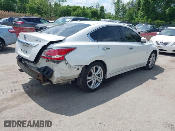 2015 Nissan Altima SL with VIN 1N4BL3AP6FC205820, listed as a IAAI auction lot 42188752 with 155,737 mi miles and . Bid and sale history available at carsss.com. Image 4.