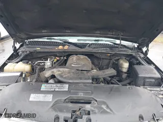 2005 Chevrolet Tahoe Z71 with VIN 1GNEC13T15R205653, listed as a IAAI auction lot 41808672 with 210,261 mi miles. Bid and sale history available at carsss.com. Image 10.