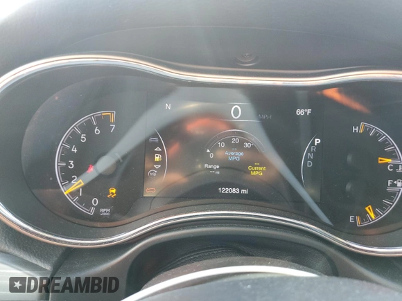 2020 Jeep Grand Cherokee Laredo E with VIN 1C4RJEAG8LC391401, listed as a Copart auction lot 80630874 with 122,083 mi miles and Salvage title. Bid and sale history available at DreamBid. Image 9.