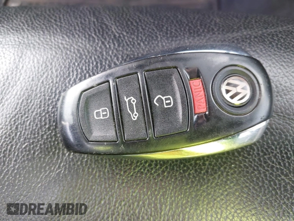 2015 Volkswagen Touareg Lux с VIN WVGEP9BP2FD001793, выставлен на аукционе IAAI как лот 41495609 с пробегом 138 239 миль миль и . История ставок и продаж доступна на DreamBid. Изображение 11.