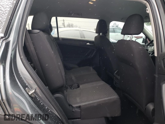2019 Volkswagen Tiguan S z VIN 3VV1B7AX6KM013890, wystawiony jako Copart lot #46066075 z przebiegiem 68 855 mil mil oraz Szkoda całkowita • Salvage title. Historia ofert i sprzedaży dostępna na DreamBid. Obrazek 10.
