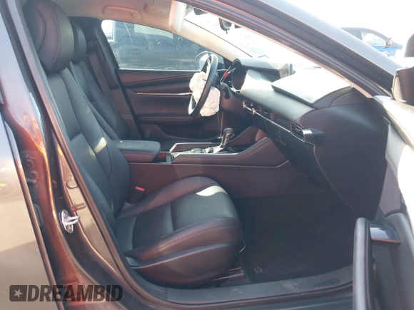 2019 Mazda 3 Select with VIN 3MZBPAAL0KM105508, listed as a IAAI auction lot 41684697 with 88,751 mi miles and . Bid and sale history available at DreamBid. Image 5.