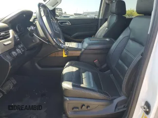 2020 GMC Yukon Denali with VIN 1GKS2CKJ0LR109590, listed as a Copart auction lot 68700384 with 55,310 mi miles and Salvage Title. Bid and sale history available at carsss.com. Image 7.