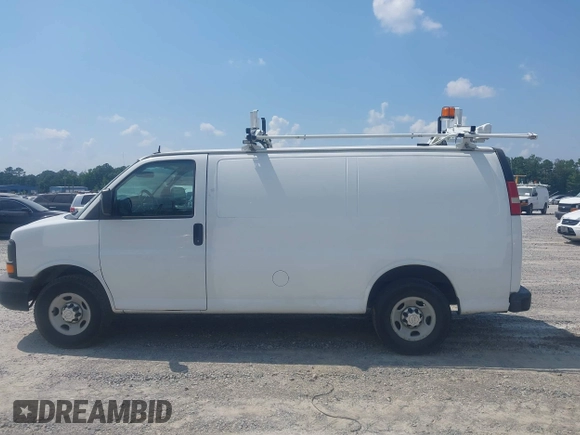 2015 Chevrolet Express Cargo with VIN 1GCWGFCF3F1160207, listed as a IAAI auction lot 42449151 with 171,155 mi miles and . Bid and sale history available at DreamBid. Image 13.
