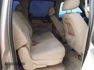 2007 Chevrolet Suburban LTZ with VIN 3GNFC16027G307987, listed as a Copart auction lot 53152505 with 206,263 mi miles and Salvage title. Bid and sale history available at DreamBid. Image 11.