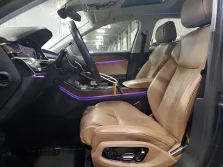 2019 Audi A8 L with VIN WAU8DAF89KN010958, listed as a Copart auction lot 42954435 with 125,582 mi miles and Salvage Title. Bid and sale history available at carsss.com. Image 7.