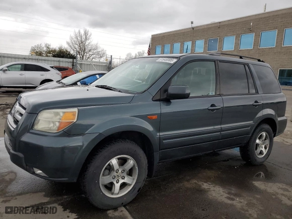 2006 Honda Pilot EX-L with VIN 2HKYF18596H504694, listed as a Copart auction lot 51646995 with 205,258 mi miles and Salvage Title. Bid and sale history available at carsss.com. Image 1.