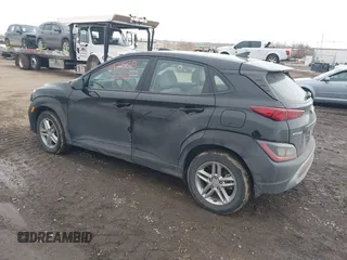 2022 Hyundai Kona SE with VIN KM8K2CABXNU872332, listed as a IAAI auction lot 41477508 with 23,467 mi miles. Bid and sale history available at carsss.com. Image 3.