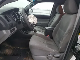 2012 Toyota Tacoma PreRunner with VIN 5TFTU4GNXCX014140, listed as a Copart auction lot 48992725 with 204,468 mi miles and Salvage title. Bid and sale history available at DreamBid. Image 7.