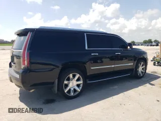 2017 Cadillac Escalade ESV Luxury z VIN 1GYS4HKJ3HR268978, wystawiony jako Copart lot #61945605 z przebiegiem 120 777 mil mil oraz Czysty tytuł • Clean title. Historia ofert i sprzedaży dostępna na DreamBid. Obrazek 3.