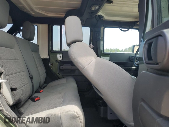 2008 Jeep Wrangler Unlimited Sahara with VIN 1J4GB59108L653823, listed as a Copart auction lot 56324635 with 170,831 mi miles and Clean title. Bid and sale history available at DreamBid. Image 11.