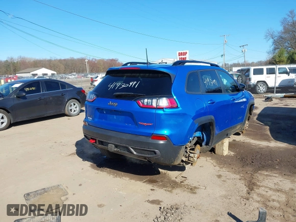 2022 Jeep Cherokee Trailhawk z VIN 1C4PJMBX5ND553336, wystawiony jako IAAI lot #41930991 z przebiegiem 40 832 mil mil oraz . Historia ofert i sprzedaży dostępna na DreamBid. Obrazek 4.