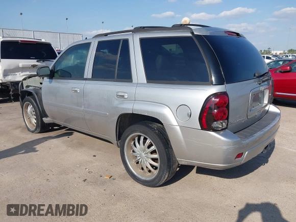 2007 Chevrolet TrailBlazer LS with VIN 1GNDS13S972108556, listed as a IAAI auction lot 41851089 with 225,235 mi miles and . Bid and sale history available at DreamBid. Image 3.