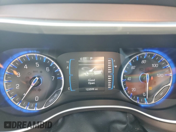 2017 Chrysler Pacifica Touring L with VIN 2C4RC1BG6HR537536, listed as a Copart auction lot 49702695 with 123,599 mi miles and Salvage Title. Bid and sale history available at DreamBid. Image 9.