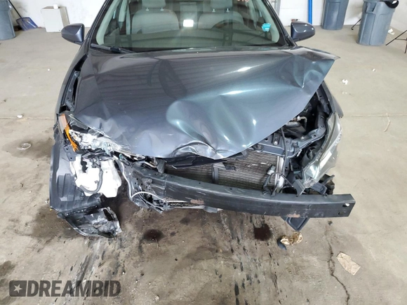 2019 Toyota Corolla L z VIN 2T1BURHE0KC231913, wystawiony jako Copart lot #53734325 z przebiegiem 62 159 mil mil oraz Szkoda całkowita • Salvage title. Historia ofert i sprzedaży dostępna na DreamBid. Obrazek 11.