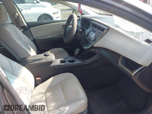 2016 Toyota Avalon Limited z VIN 4T1BK1EB6GU194843, wystawiony jako IAAI lot #42274532 z przebiegiem 100 759 mil mil oraz . Historia ofert i sprzedaży dostępna na DreamBid. Obrazek 5.
