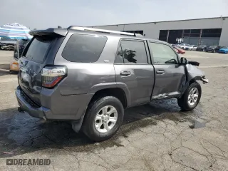 2021 Toyota 4Runner SR5 with VIN JTEEU5JR4M5233579, listed as a Copart auction lot 47917875 with 87,912 mi miles and Clean Title. Bid and sale history available at carsss.com. Image 3.