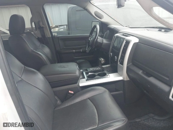 2010 Dodge Ram 1500 SLT with VIN 1D7RB1GT7AS164798, listed as a IAAI auction lot 41847595 with 247,758 mi miles. Bid and sale history available at carsss.com. Image 5.