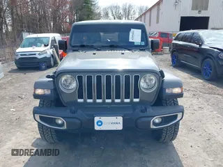 2018 Jeep Wrangler Unlimited Sahara z VIN 1C4HJXEN8JW329816, wystawiony jako IAAI lot #42055851 z przebiegiem 70 298 mil mil oraz . Historia ofert i sprzedaży dostępna na DreamBid. Obrazek 12.