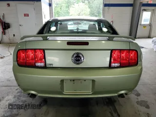 2005 Ford Mustang GT Deluxe z VIN 1ZVFT82H955226208, wystawiony jako Copart lot #57264705 z przebiegiem 36 462 mil mil oraz Szkoda całkowita • Salvage title. Historia ofert i sprzedaży dostępna na DreamBid. Obrazek 6.