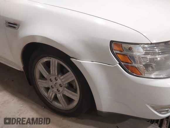 2008 Ford Taurus Limited with VIN 1FAHP25W28G173633, listed as a IAAI auction lot 40994885 with 133,974 mi miles. Bid and sale history available at carsss.com. Image 6.