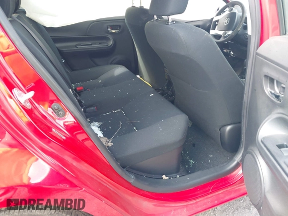 2017 Toyota Prius One z VIN JTDKDTB30H1593483, wystawiony jako IAAI lot #38991429 z przebiegiem 47 605 mil mil oraz . Historia ofert i sprzedaży dostępna na DreamBid. Obrazek 8.