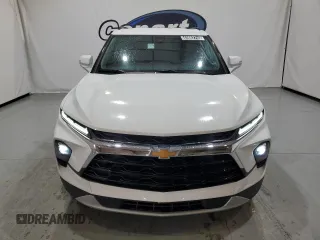 2024 Chevrolet Blazer LT with VIN 3GNKBJR43RS163527, listed as a Copart auction lot 42682745 with 22,883 mi miles and Clean title. Bid and sale history available at DreamBid. Image 5.