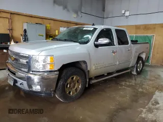 2012 Chevrolet Silverado 1500 LT with VIN 3GCPKSE71CG204560, listed as a Copart auction lot 55096145 with 215,636 mi miles and Clean Title. Bid and sale history available at DreamBid. Image 1.
