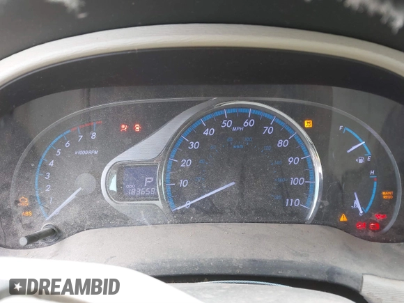 2013 Toyota Sienna XLE AAS with VIN 5TDYK3DC1DS333877, listed as a IAAI auction lot 40481401 with 183,658 mi miles and . Bid and sale history available at carsss.com. Image 7.