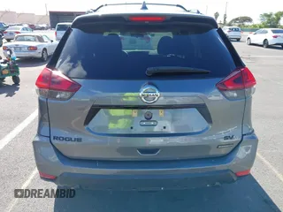 2018 Nissan Rogue S with VIN 5N1AT2MT3JC722117, listed as a IAAI auction lot 41829055 with 62,179 mi miles and . Bid and sale history available at carsss.com. Image 17.