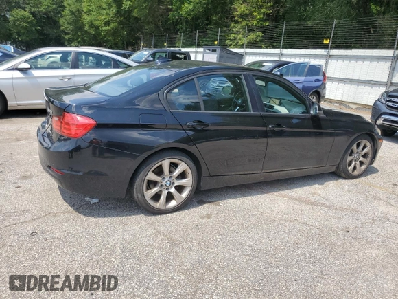 2014 BMW 3 Series 320i z VIN WBA3B1C53EPV79789, wystawiony jako Copart lot #61179845 z przebiegiem 212 147 mil mil oraz Szkoda całkowita • Salvage title. Historia ofert i sprzedaży dostępna na DreamBid. Obrazek 3.