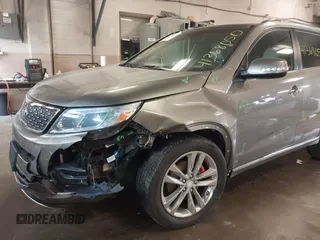 2015 Kia Sorento SX with VIN 5XYKWDA74FG617737, listed as a IAAI auction lot 41368050 with 96,763 mi miles. Bid and sale history available at carsss.com. Image 18.