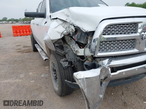 2016 Ram 2500 Laramie with VIN 3C6UR5FLXGG330005, listed as a IAAI auction lot 42045277 with 210,480 mi miles and . Bid and sale history available at DreamBid. Image 6.