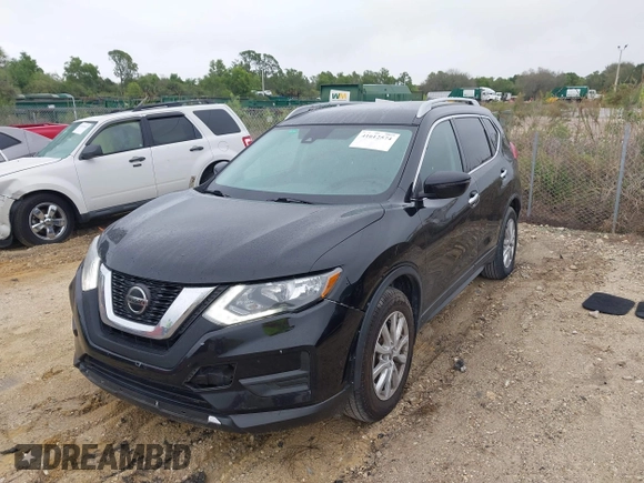 2020 Nissan Rogue S z VIN 5N1AT2MT4LC724509, wystawiony jako IAAI lot #41612574 z przebiegiem 110 426 mil mil oraz . Historia ofert i sprzedaży dostępna na DreamBid. Obrazek 17.
