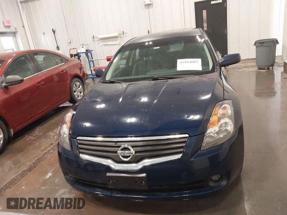 2008 Nissan Altima 2.5 S with VIN 1N4AL21E38C245599, listed as a IAAI auction lot 41914002 with 153,170 mi miles. Bid and sale history available at carsss.com. Image 12.