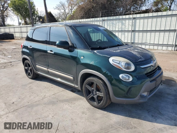 2014 FIAT 500L Trekking with VIN ZFBCFADH4EZ010618, listed as a Copart auction lot 86151684 with 191,567 mi miles and Clean Title. Bid and sale history available at DreamBid. Image 4.